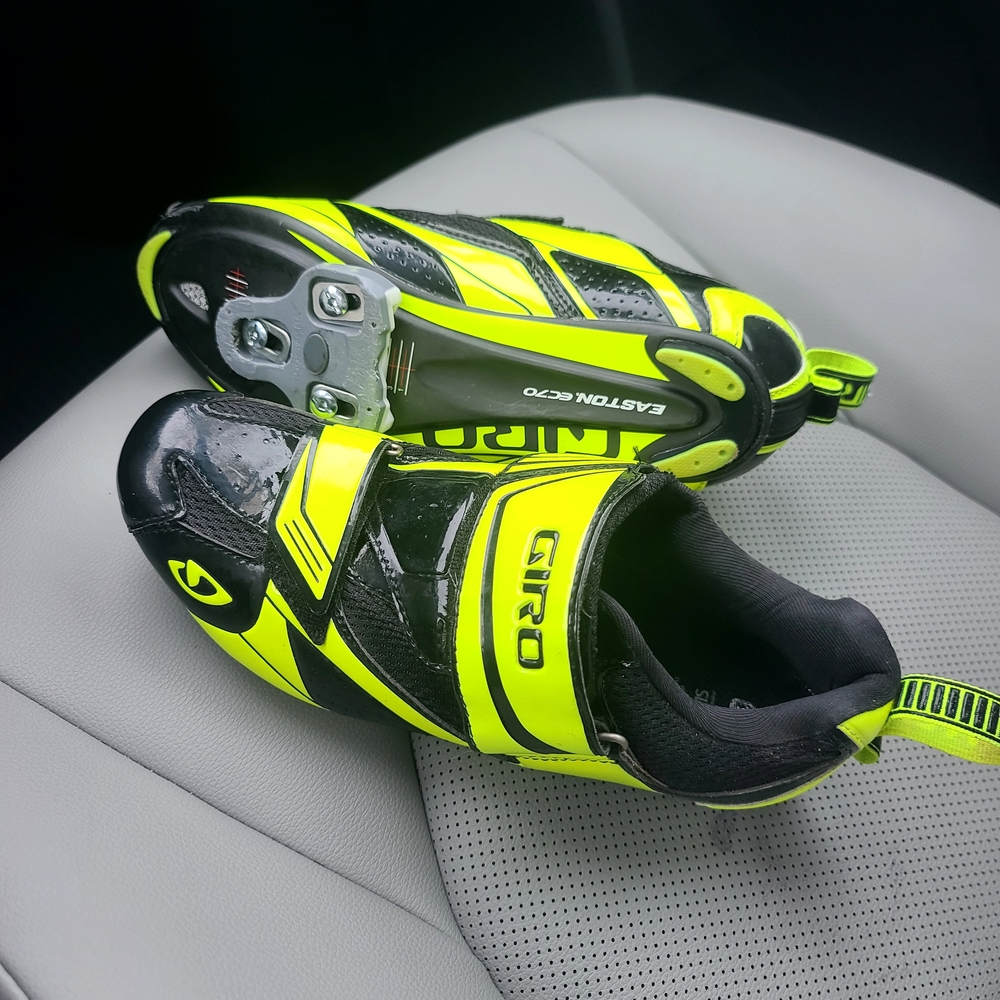 Giro Cycling Shoes in Black and Bright Yellow